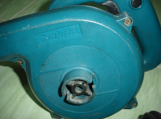 ขายเครื่องเป่าลม(Blower) makita รุ่น UB1100 (600w.) japan