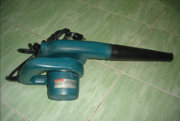 ขายเครื่องเป่าลม(Blower) makita รุ่น UB1100 (600w.) japan