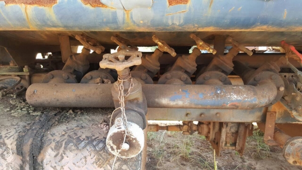 ขายรถน้ำมัน 10 ล้อ เพลาเดียว HINO KT925 เครื่อง HO7C 180 แรงม้า (ยังไม่ลงเล่มไม่มีใบคุมเครื่อง) เกียร์ HO คัสซีสวยตลอดเส้น ถัง 16,000 ลิตร 5 ห้อง โหลดล่าง ขายรถน้ำมัน 10 ล้อ เพลาเดียว HINO KT925 เครื่อง HO7C 180 แรงม้า (ยังไม่ลงเล่มไม่มีใบคุมเครื่อง) เกียร์ HO คัสซีสวยตลอดเส้น ถัง 16,000 ลิตร 5 ห้อง โหลดล่าง