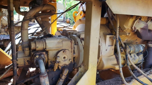 ขายรถบดสั่นสะเทือน 4X2 DYNAPAC CA25 เอกสารเล่มทะเบียน ยางมีให้ครบ เครื่องสตาร์ทติดใช้งานได้นะครับ