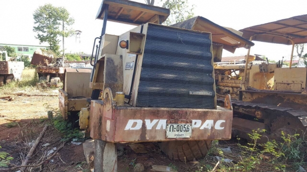 ขายรถบดสั่นสะเทือน 4X2 DYNAPAC CA25 เอกสารเล่มทะเบียน ยางมีให้ครบ เครื่องสตาร์ทติดใช้งานได้นะครับ