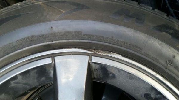 ล้อ isuzu d-max สีรมดำแท้ ขอบ15 ยาง maxxis 205 65 15