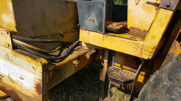 ขายรถบดสั่นสะเทือน ล้อหนาม 4X4 DYNAPAC CA2511 เอกสารเล่มทะเบียนครบ รถพร้อมใช้ ราคาคุยกันได้ครับ