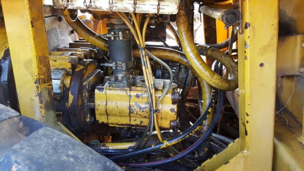 ขายรถบดสั่นสะเทือน ล้อหนาม 4X4 DYNAPAC CA2511 เอกสารเล่มทะเบียนครบ รถพร้อมใช้ ราคาคุยกันได้ครับ