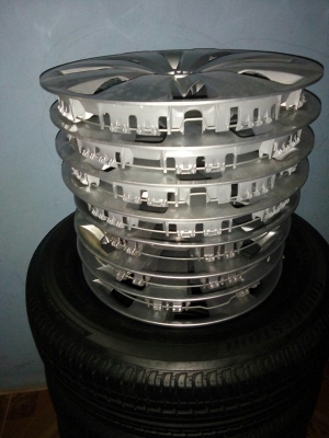 ฝาครอบล้อเก๋ง15นิสัน4ชิ้น600+ฝาครอบ15ยาริส4ชิ้น600ร่วมส่งฟรี