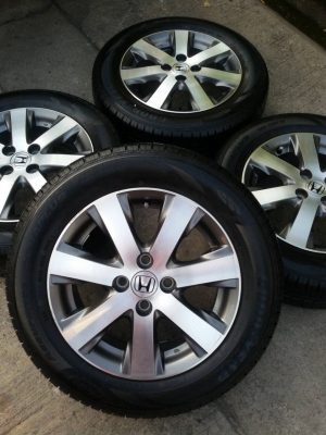 ล้อ honda ขอบ15 พร้อมยางปี15