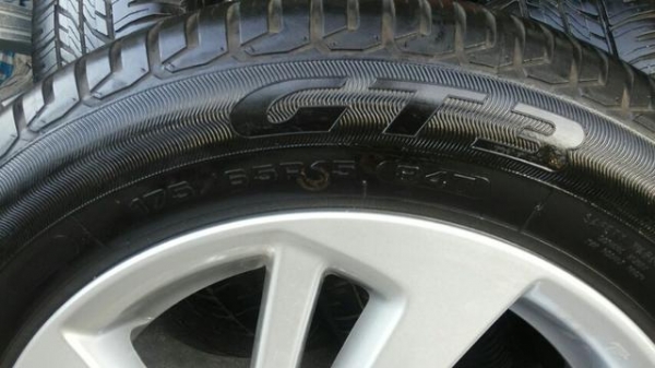 ล้อแม็ก Honda jazz gk ถอดป้ายแดง ยาง goodyear 175 65 15 ล้อแม็ก Honda jazz gk ถอดป้ายแดง ยาง goodyear 175 65 15