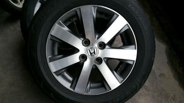 แม็ก honda freed พร้อมยาง 185 65 15