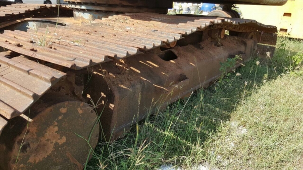 ขายแบคโฮ KOBELCO SK200 MARK V เอกสารเล่มทะเบียน รถใช้งานได้ ช่วงล่างดี ขาดจอและกล่อง ราคาต่อรองได้ครับ