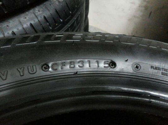 ยางถอดป้ายแดง bridestone turaza er370 175 65 15 ใหม่ๆเลย