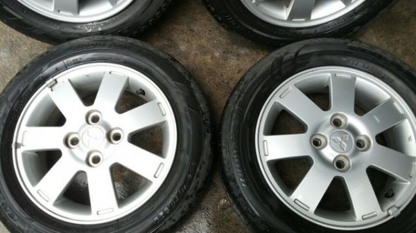 ล้อ mitsu mirage ล้อสวยปิ๊งสีเดิมโรงงาน เงาวิ๊งๆ  ยางดอกหนาสวยมาก บริสโตน 165 65 14