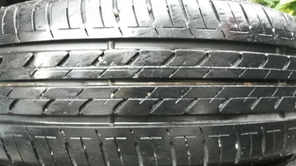 ล้อ mitsu mirage ล้อสวยปิ๊งสีเดิมโรงงาน เงาวิ๊งๆ  ยางดอกหนาสวยมาก บริสโตน 165 65 14