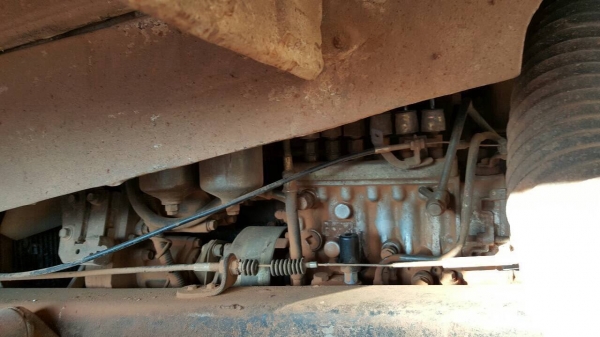 ขายเทนเลอร์บรรทุกแบคโฮ 10 ล้อ 2 เพลา HINO KT725 เครื่อง EK100 260 แรงม้า ช่วงล่าง ZM เบรคแห้ง คัสซีสวยตลอดเส้น เบรคลมดัน พวงมาลัยพาวเวอร์ ทะเบียนพร้อมโอนครับ