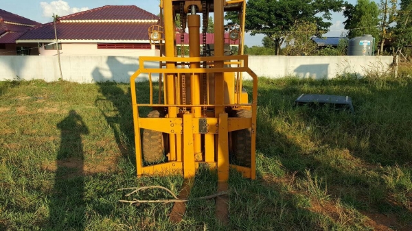 ขายรถฟอร์คลิฟต์ KOMATSU 3.5 ตัน รถใช้งานอยู่เป็นประจำ ราคาคุยกันได้ครับ