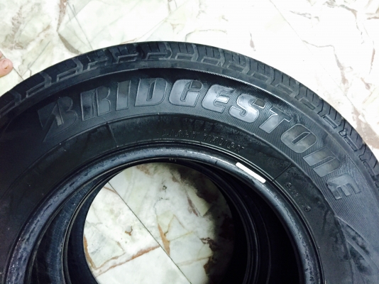 ขายยาง Bridgestone LEO677 ขอบ14" จำนวน 2 เส้น ขายยาง Bridgestone LEO677 ขอบ14" จำนวน 2 เส้น