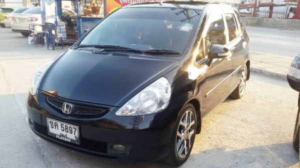 ^^^^ Honda Jazz ที่ถามกันเข้ามามาก มาแล้วครับผม ^^^^
