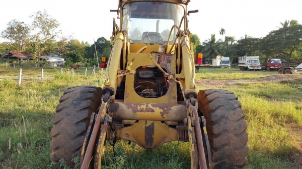 ขายตามสภาพ รถตัก VOLVO L70 เอวอ่อน บุ้งกี๋มีให้ครบ เครื่อง HINO EH700 สตาร์ทติด ปั้มและระบบไฮดรอริคต้องเช็คใหม่ ราคาคุยกันได้ครับ