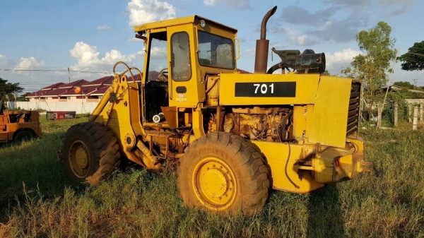 ขายตามสภาพ รถตัก VOLVO L70 เอวอ่อน บุ้งกี๋มีให้ครบ เครื่อง HINO EH700 สตาร์ทติด ปั้มและระบบไฮดรอริคต้องเช็คใหม่ ราคาคุยกันได้ครับ