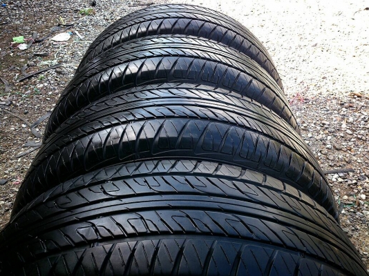 ขายยาง DUNLOP 265/65R17 ยางสัปดาห์ที่28 ปี14 ดอกยางหนาสดนิ่มลึกเท่ากันไม่ร้าวไม่แตกลายไม่มีปะ จำนวน 1 ชุด ขายยาง DUNLOP 265/65R17 ยางสัปดาห์ที่28 ปี14 ดอกยางหนาสดนิ่มลึกเท่ากันไม่ร้าวไม่แตกลายไม่มีปะ จำนวน 1 ชุด