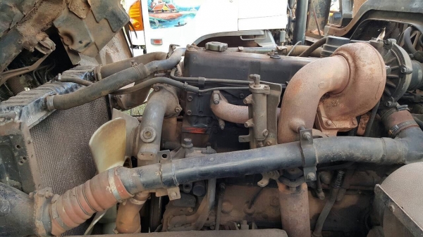 ขายหัวลาก ISUZU DECA 270 ปี 40 พร้อมหางพื้นเรียบ 12 เมตร 3 คาน อู่ ช ทวี เอกสารเล่มทะเบียนพร้อมครับ ขายหัวลาก ISUZU DECA 270 ปี 40 พร้อมหางพื้นเรียบ 12 เมตร 3 คาน อู่ ช ทวี เอกสารเล่มทะเบียนพร้อมครับ