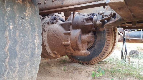 ขายหัวลาก ISUZU DECA 270 ปี 40 พร้อมหางพื้นเรียบ 12 เมตร 3 คาน อู่ ช ทวี เอกสารเล่มทะเบียนพร้อมครับ ขายหัวลาก ISUZU DECA 270 ปี 40 พร้อมหางพื้นเรียบ 12 เมตร 3 คาน อู่ ช ทวี เอกสารเล่มทะเบียนพร้อมครับ