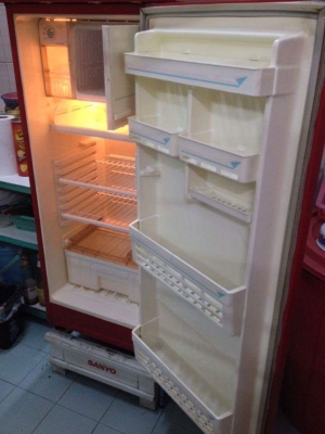 ขายตู้เย็นsanyo  6คิว