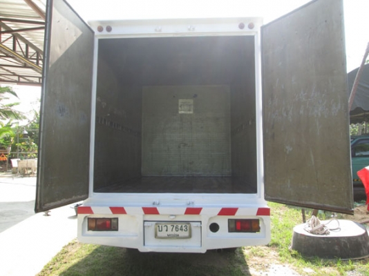 ISUZU NLR 130 มือเดียวออกห้าง ป้ายเล็กไม่ติดเวลา