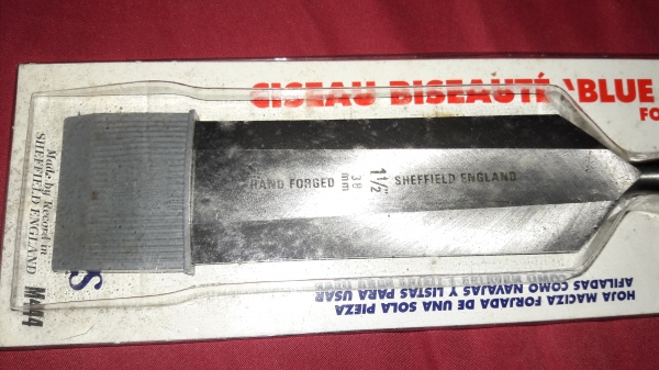 ขายสิ่วเมเปิ้ลเรคคอด อังกฤษขนาด1 1/2" Made in England.งานเก่าเก็บหายากขนาดใหญ่ ขายสิ่วเมเปิ้ลเรคคอด อังกฤษขนาด1 1/2" Made in England.งานเก่าเก็บหายากขนาดใหญ่