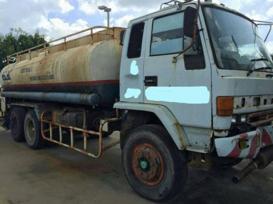 รถ 10 ล้อบรรทุกน้ำ ISUZU เพลาเดียว ร็อกห้างแท้ เครื่อง 175