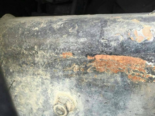 รถ 10 ล้อบรรทุกน้ำ ISUZU เพลาเดียว ร็อกห้างแท้ เครื่อง 175 รถ 10 ล้อบรรทุกน้ำ ISUZU เพลาเดียว ร็อกห้างแท้ เครื่อง 175