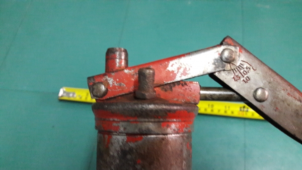 ขายกระบอกอัดจาระบีงานเยอรมันสวยแข็งแรงMade in Germany. ขายกระบอกอัดจาระบีงานเยอรมันสวยแข็งแรงMade in Germany.