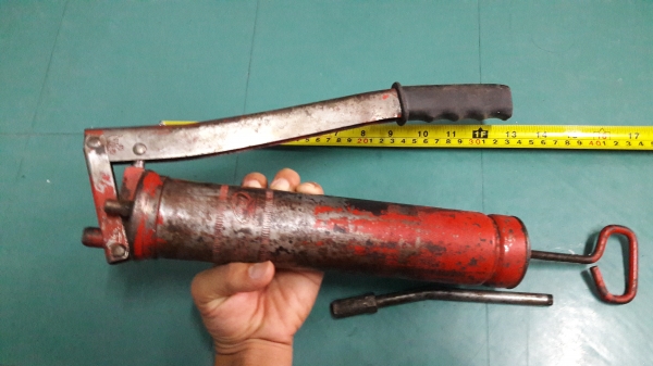 ขายกระบอกอัดจาระบีงานเยอรมันสวยแข็งแรงMade in Germany. ขายกระบอกอัดจาระบีงานเยอรมันสวยแข็งแรงMade in Germany.