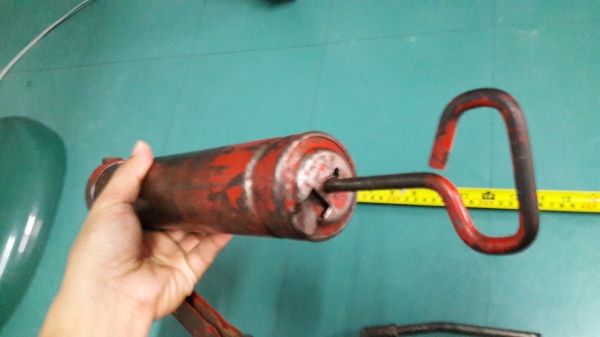 ขายกระบอกอัดจาระบีงานเยอรมันสวยแข็งแรงMade in Germany. ขายกระบอกอัดจาระบีงานเยอรมันสวยแข็งแรงMade in Germany.