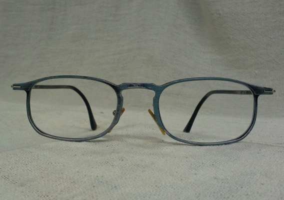 แว่นสายตาศิลปิน/จิตรกร  Zeiss made in Germany