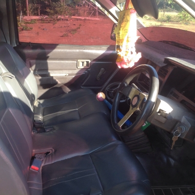 ขายบิ๊กMเครื่อง2Jเกียร์ธรรมดาLPGพร้อมใช้