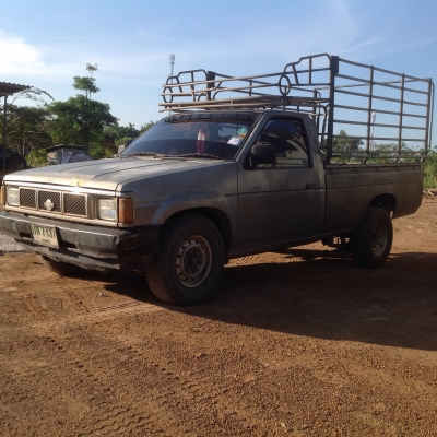 ขายบิ๊กMเครื่อง2Jเกียร์ธรรมดาLPGพร้อมใช้