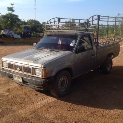 ขายบิ๊กMเครื่อง2Jเกียร์ธรรมดาLPGพร้อมใช้