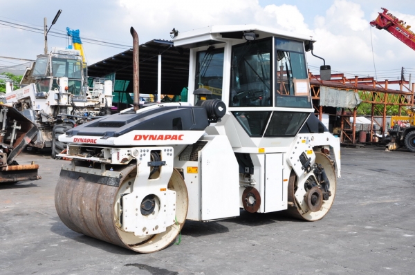 DYNAPAC CC232HF Y2006