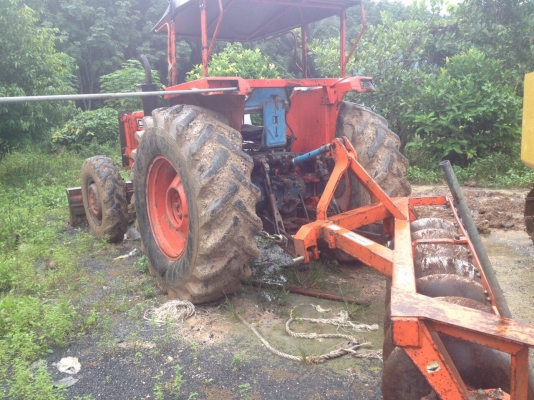 รถไถคูโบต้า M8030 พร้อมใช้งานครับ