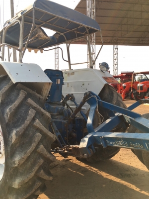 รถไถฟอร์ด6610สองเพลา มีไบมีด1อันผาน7หนึ่งอันสวยๆเดิมๆ พร้อมไช้งาน  ขายใน  ราคา530000บาท รถอยู่วังบัว คลองขลุง กำแพงเพชร    สนใจสอบุถามได้ที่081 3655997 อำพร  พาเจริญ  ราคาต่อรองได้อีกนะครับ