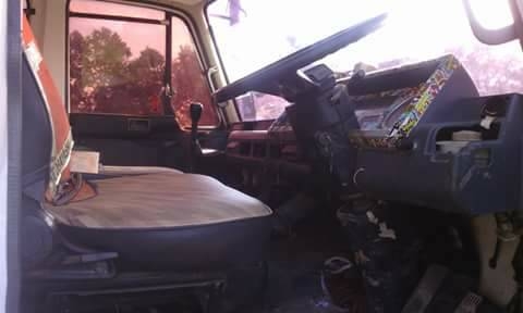 นิสสันUD.2เพลา.185.ติดเครนยูนิค5ตัน4ปลอก3ชักท้องV.สภาพพร้อมใช้ราคา.825,000