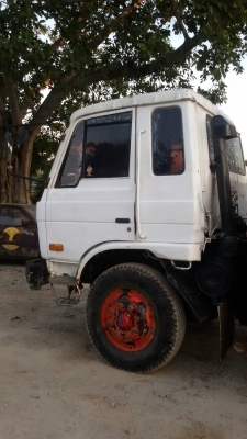 นิสสันUD.2เพลา.185.ติดเครนยูนิค5ตัน4ปลอก3ชักท้องV.สภาพพร้อมใช้ราคา.825,000