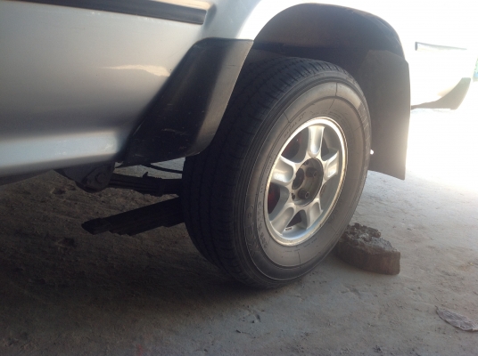 ไมตี้เอ็ก ปี39 โป่งหน้า-โป่งหลังครับ เครื่องดีแอร์เย็น ยางดี4เส้น ไมตี้เอ็ก ปี39 โป่งหน้า-โป่งหลังครับ เครื่องดีแอร์เย็น ยางดี4เส้น