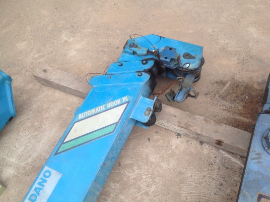 เครนติดหลังรถบรรทุก เก่านอก ญี่ปุ่นแท้  2.93 ตัน ท้องเหลี่ยม