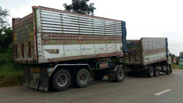 ขาย 380 แม่ลูกดั้มสวยๆ แม่6.30ม. ลูกยาว7.ม ยาง80\% พร้อมใช้ครับ