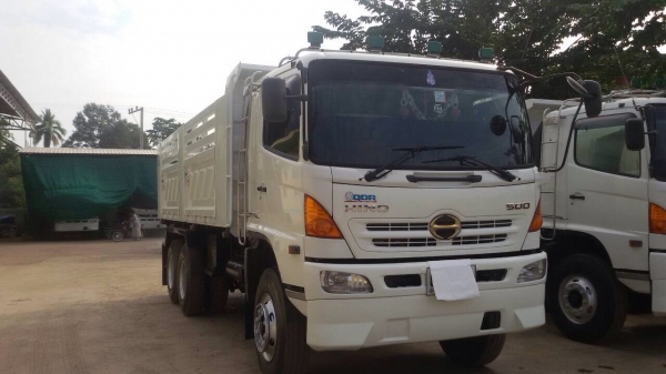 ขายรถบรรทุกสิบล้อดัมพ์ Hino 320 ปี 50 กระบะดัมพ์สามมิตรใหม่ ยางดี มีระบบลากพ่วง รถสวยพร้อมใช้งาน