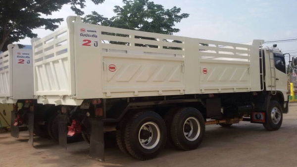 ขายรถบรรทุกสิบล้อดัมพ์ Hino 320 ปี 50 กระบะดัมพ์สามมิตรใหม่ ยางดี มีระบบลากพ่วง รถสวยพร้อมใช้งาน