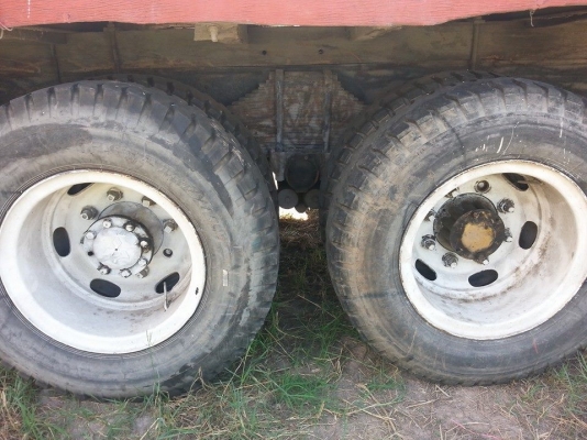 ขายรถหัวยาว เครื่อง185แรง เครื่องดีแคชซีสวย สภาพพร้อมใช้งาน เอกสารพร้อมโอน สนใจโทร 090-8588220คุณนะ 093-3258446คุณบิว หรือเข้าดูสินค้าอื่นๆได้ที่ www.truck.in.th/498 หรือเพจFacebook ณรงค์ ซื้อขายรถมือสอง (เว็บไซต์ส่วนตัว) หรือFacebook ตลาดรถมือสอง คุณนะ