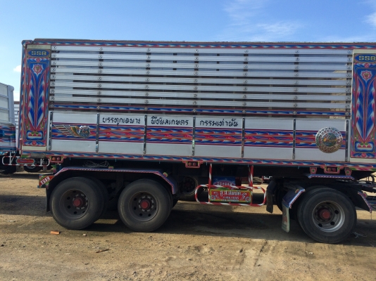 ลูกพ่วงอลูมิเนียม พืชไร่ ดั๊ม 3เพลา ปี54 สูง 2.30 ยาว 6.8 กว้าง 2.5 สนใจตดต่อ 093-1406977 เต้