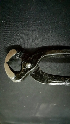 คีมตัดลวดของใหม่เก่าเก็บ